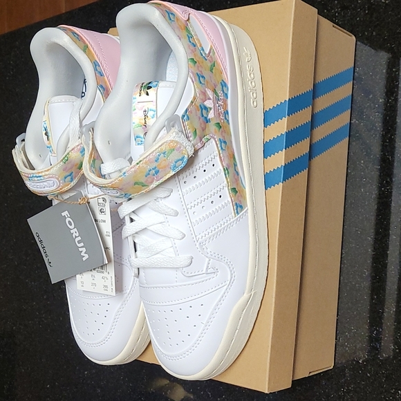 Adidas Disney Forum Low - Picture 4 of 12